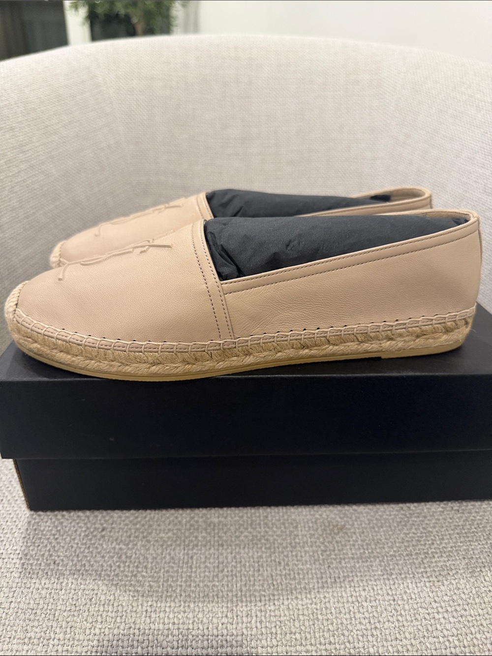 Saint Laurent Rose Poudre Leather Espadrille Loafers with Embossed YSL - Picture 3 of 8